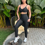 Conjunto Preto com Top e calça e bolsos laterais