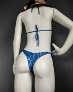 Biquíni cortininha azul com folhas em azul claro ,calcinha fio duplo amarração lateral