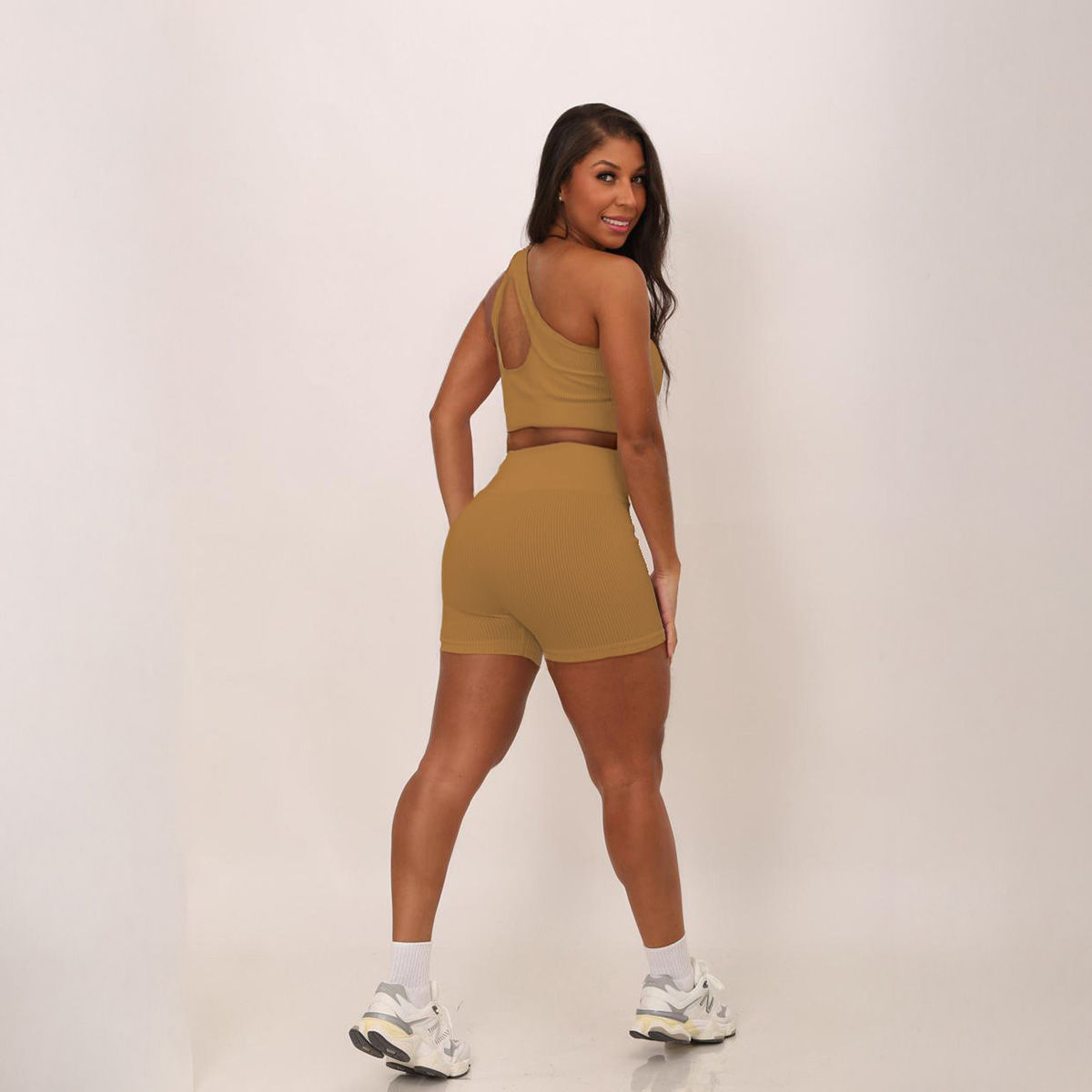 Conjunto canelado caramelo