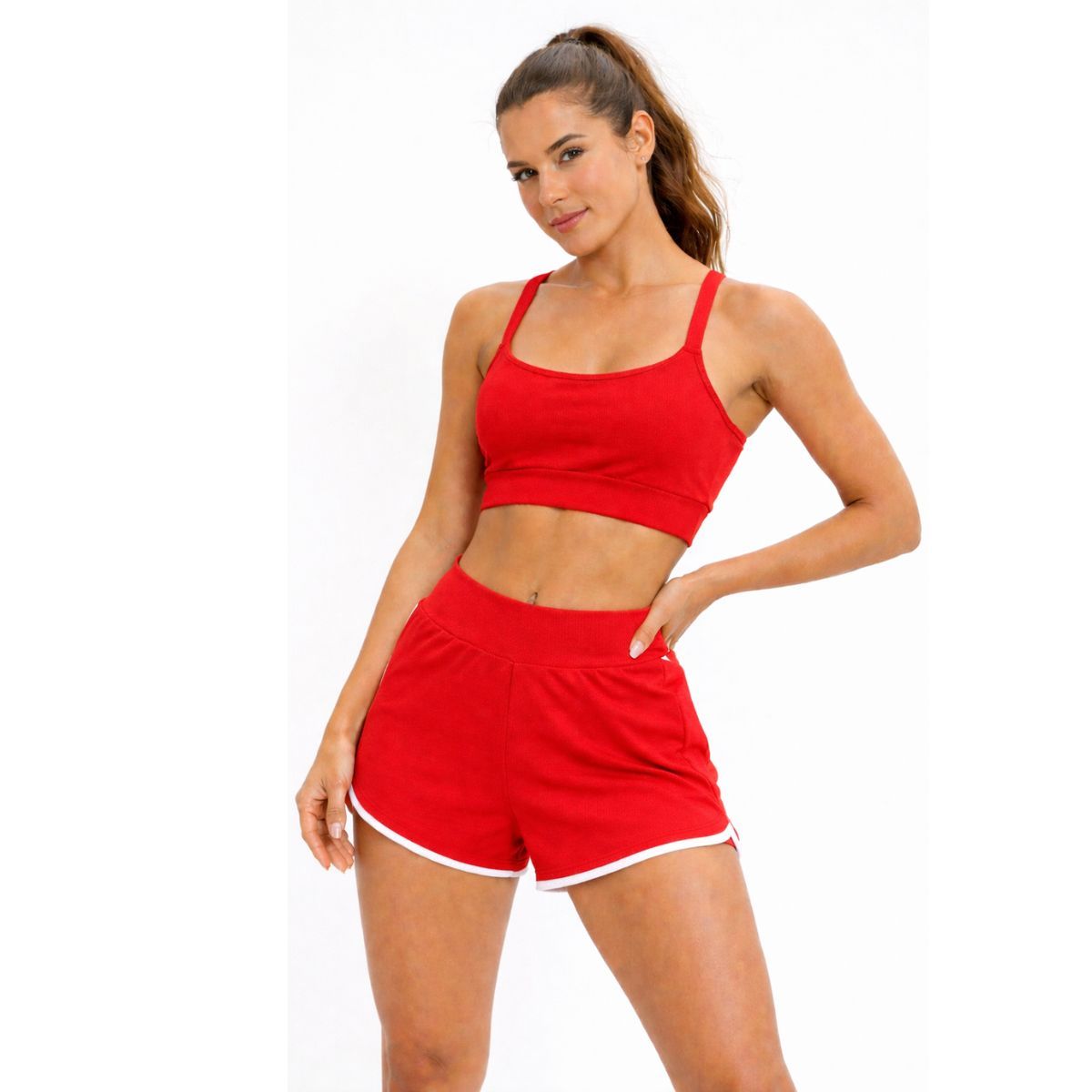Conjunto de top com shorts duplo vermelho com listra
